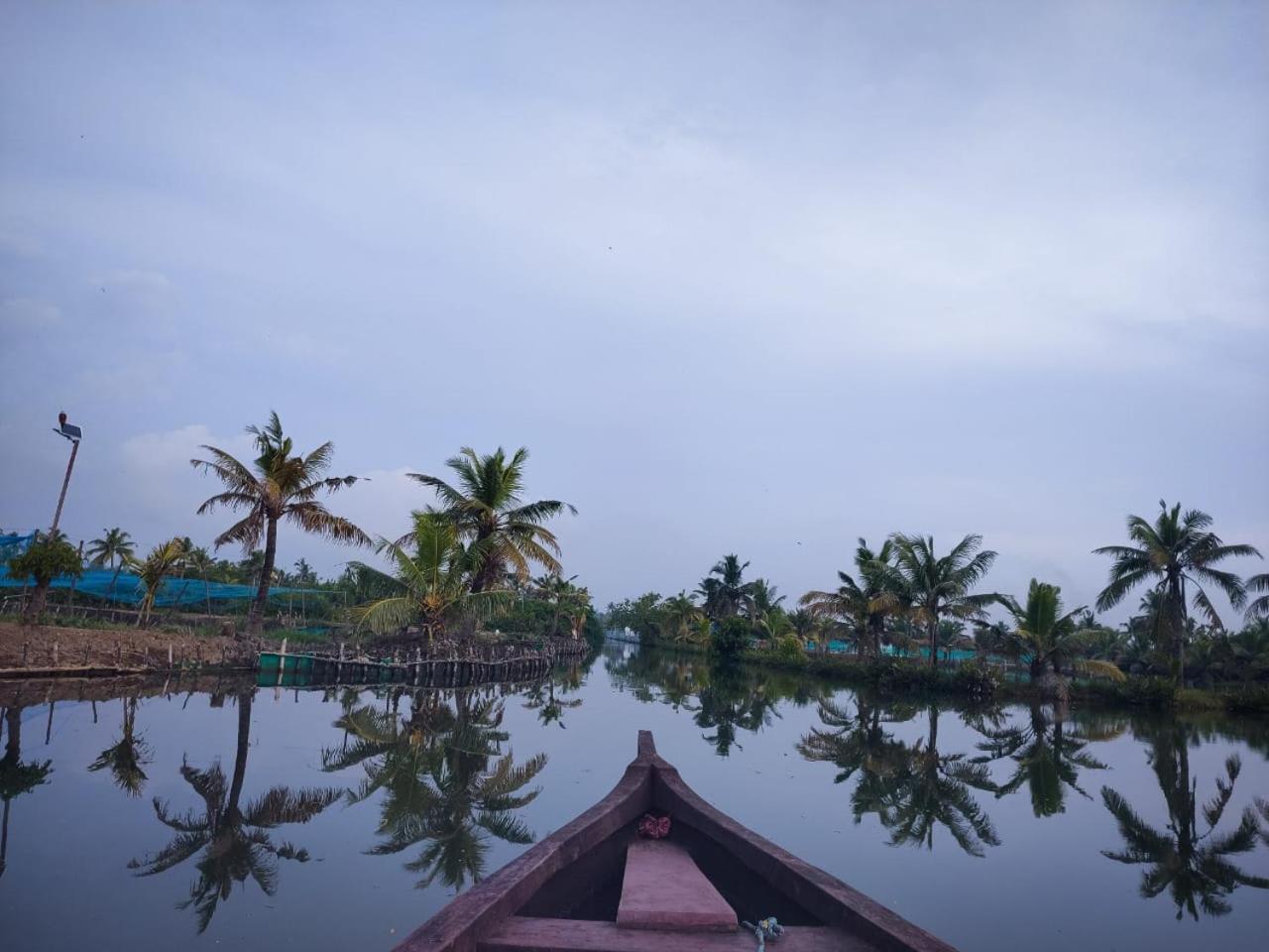 Munroe Vision Panakkattu Homestay Mundrothuruth 外观 照片
