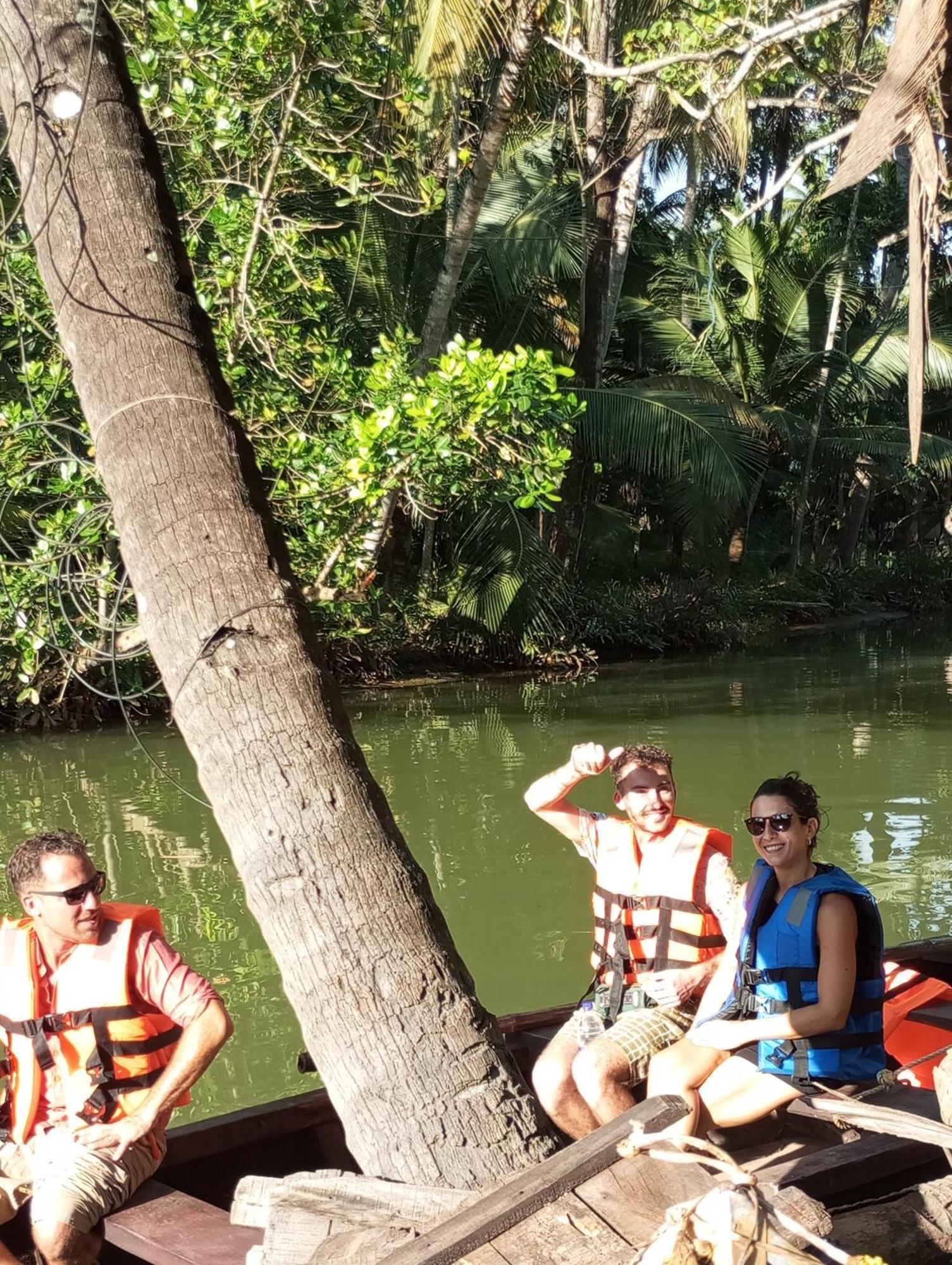 Munroe Vision Panakkattu Homestay Mundrothuruth 外观 照片